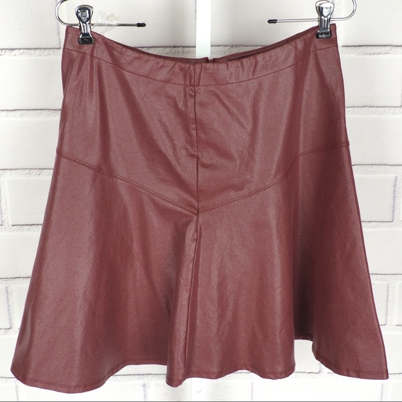 NWOT Mark. M burgundy pleather skater skirt - Picture 2 of 7
